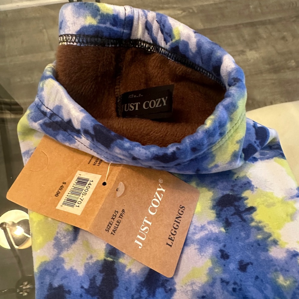 Brand new with tag XS/S Just Cozy Leggings